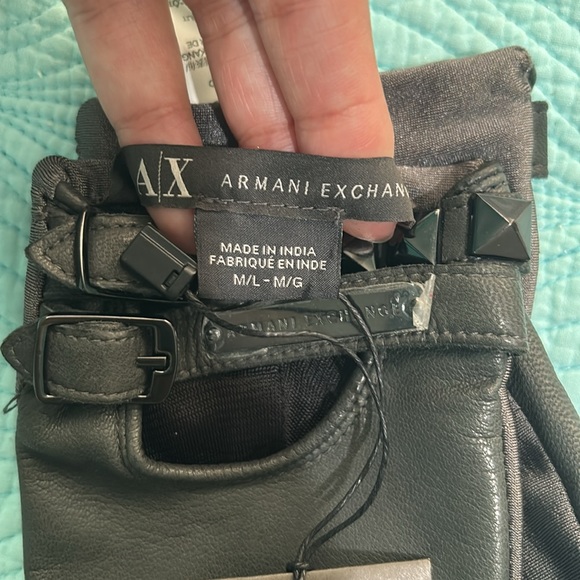 Armani Exchange touchscreen leather/polyester gloves with buckles and studs - Picture 11 of 11